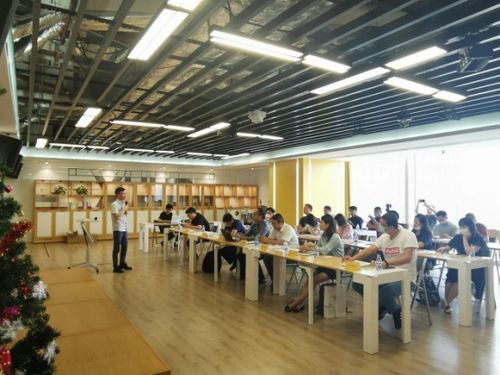 深物聯(lián)新基建技術(shù)產(chǎn)品交流會(huì)成功舉辦，助推技術(shù)開發(fā)創(chuàng)新